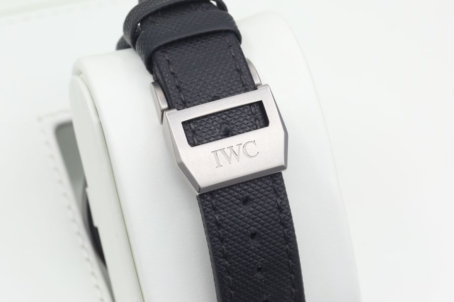IWC Big Pilot's IW501901